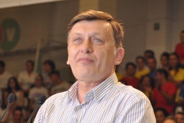 Antonescu: Declaraţiile lui Ponta despre anchete, o dovadă proaspătă de neruşinare pesedistă